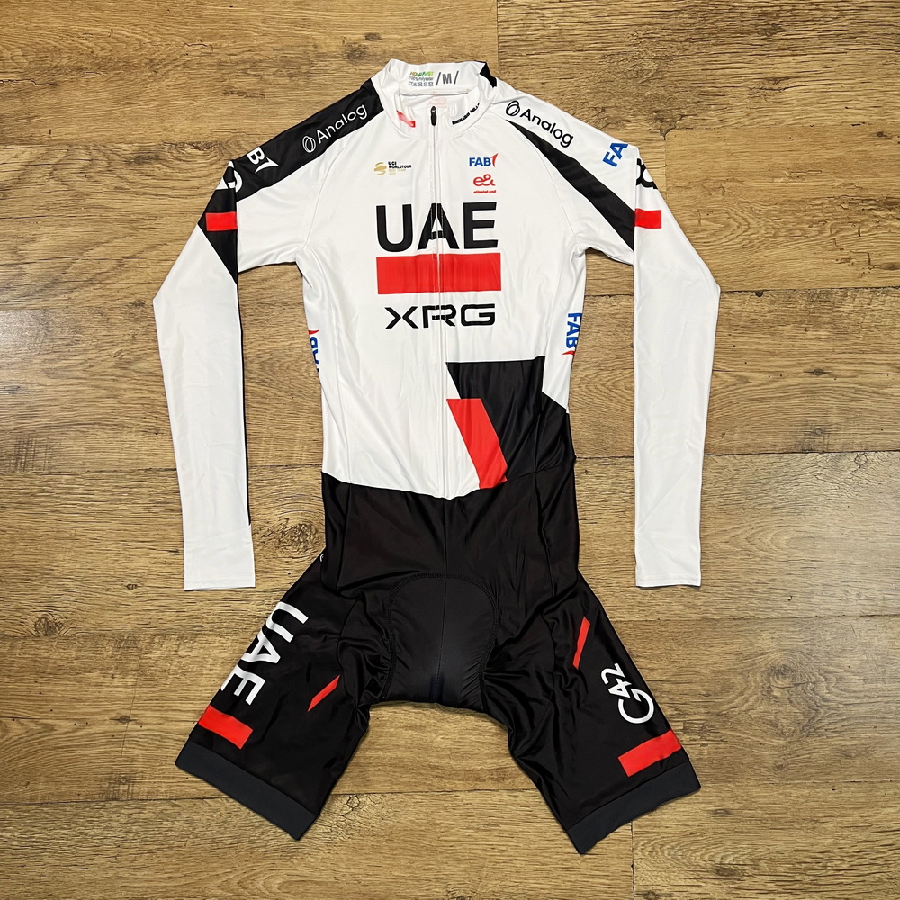 Traje de Ciclismo LASER CUT Sk - Cycling Gear Waterproof reseña y precio